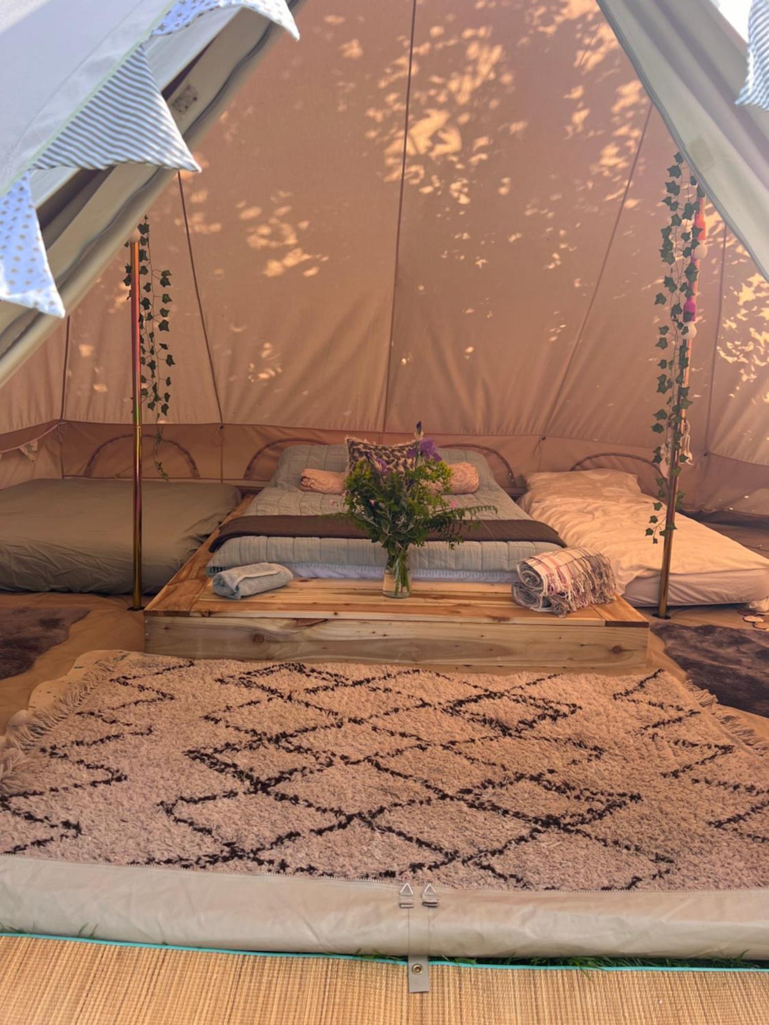 Bluebell Tent At Ballyward Croft Ardkeen Esterno foto